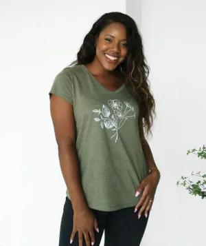 BLOOM tee in Olive