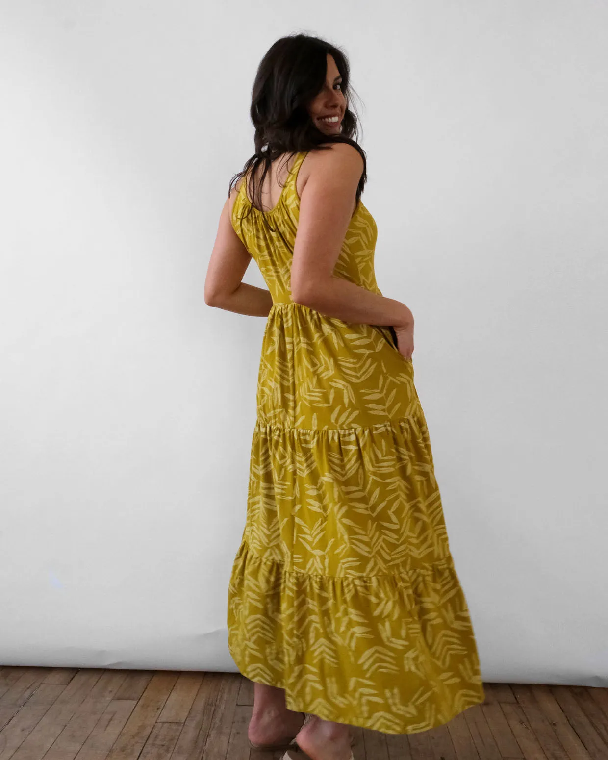 CAROLINA printed dress in Golden Fern