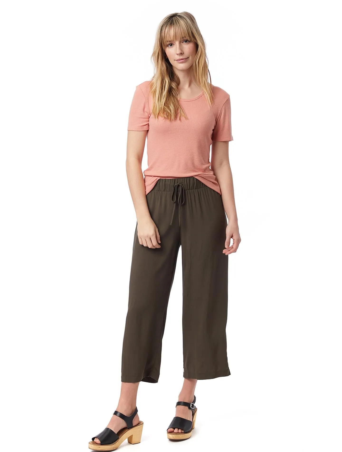 Mia Slinky Rib Crew T-Shirt (Sunset Coral)